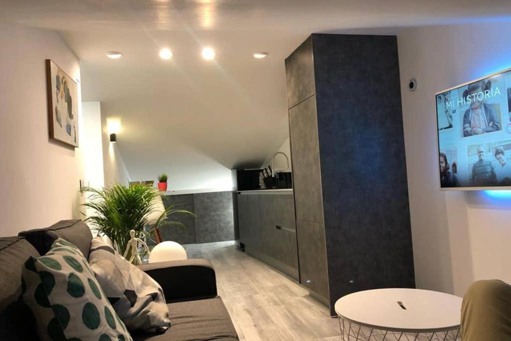 Buhardilla Comillas Beach En Primera Linea De Playa, Wifi, Netflix Dış mekan fotoğraf